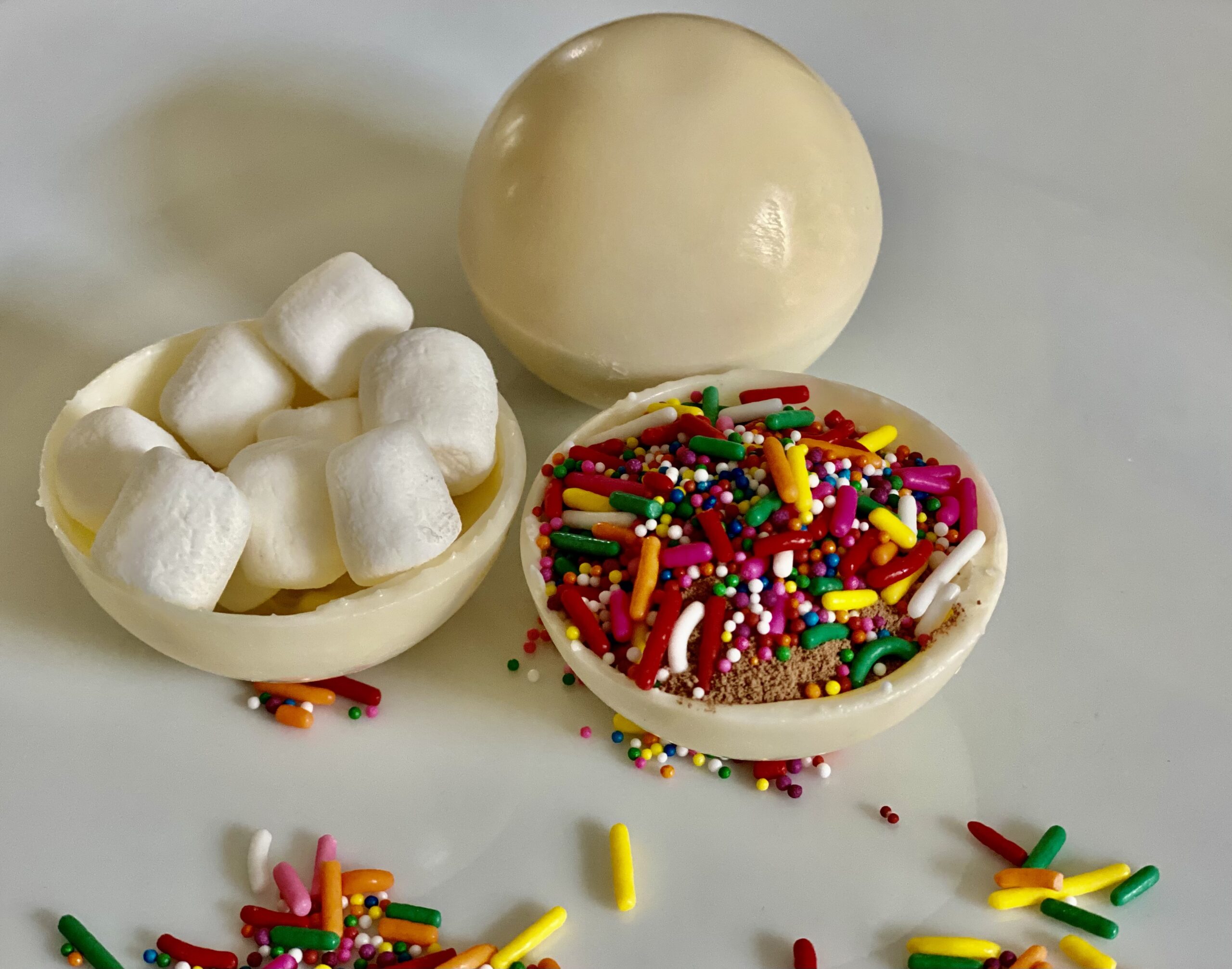 4 Hot Chocolate Bombs – Birthday Sprinkles